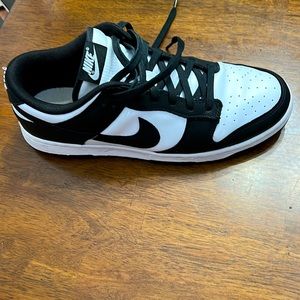 Nike Panda Dunks